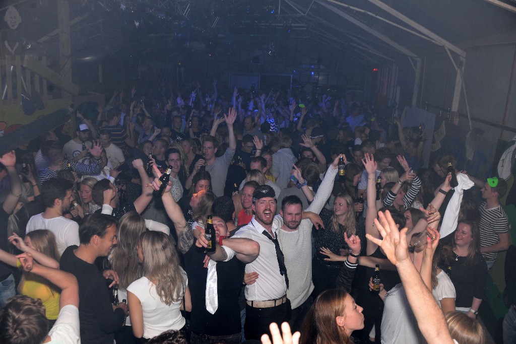 ../Images/Feest zonder naam 2019 148.jpg